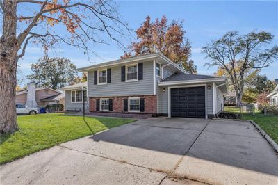 6706 N Wayne Avenue, House other with 3 bedrooms, 2 bathrooms and null parking in Gladstone MO | Image 2