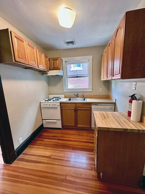 apt-2n-26 N Eckar St, Irvington, NY, 10533-1582 | Card Image