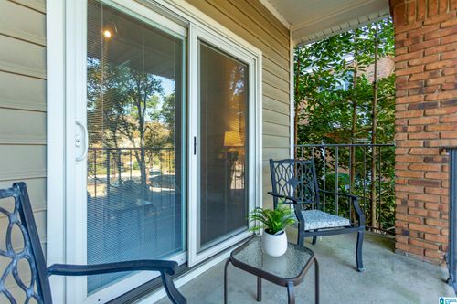 1974 Waterford Pl, Hoover, AL, 35244-1022 | Card Image