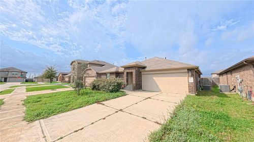 8522 Sacred Lotus Way Ln, Rosharon, TX, 77583-1987 | Card Image