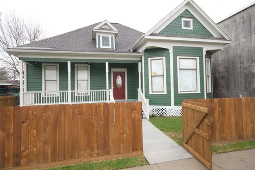 505 Winnie St, Houston, TX, 77009-8052 | Card Image