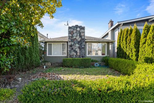 7373 Culloden St, Vancouver, BC, V5X4K3 | Card Image