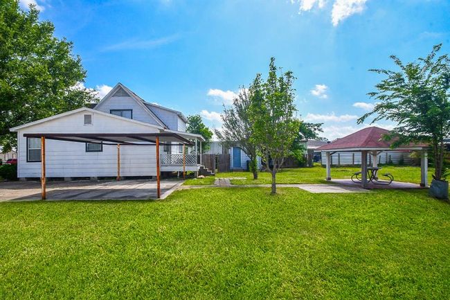 2636 Lone Oak Rd, House other with 3 bedrooms, 2 bathrooms and null parking in Houston TX | Image 4