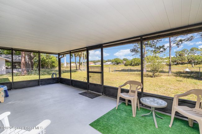 751 Glencove Ave Nw, House other with 3 bedrooms, 2 bathrooms and null parking in PALM BAY FL | Image 26