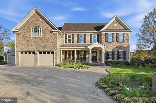 888 Ballou St, HERNDON, VA, 20170-3201 | Card Image