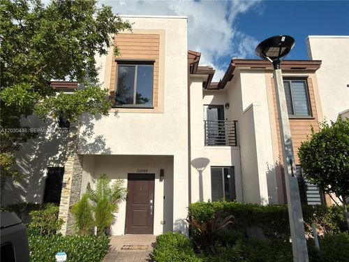 20784-20784 Ne 5th Ct, Miami, FL, 33179 | Card Image