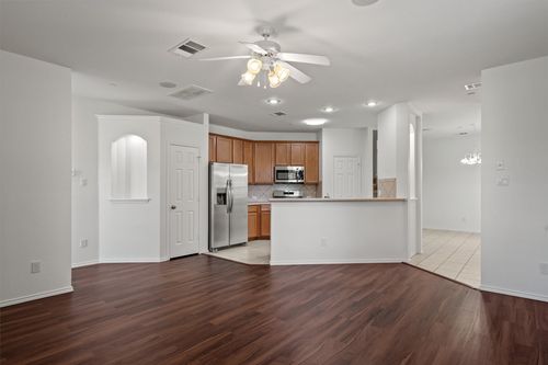 203-9201 Brodie Ln, Austin, TX, 78748-6099 | Card Image