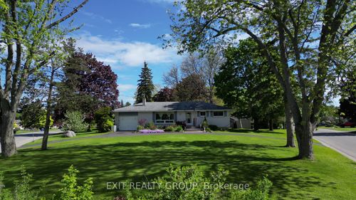 12 Nelson St, Batawa, ON, K0K1E0 | Card Image