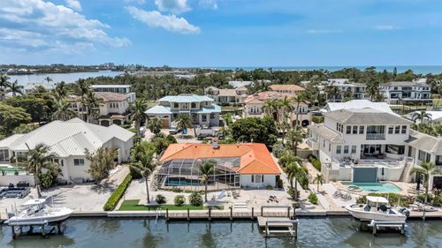617 Rountree Dr, LONGBOAT KEY, FL, 34228-2620 | Card Image