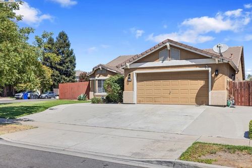 1173 Woodland Dr, Turlock, CA, 95382-0261 | Card Image