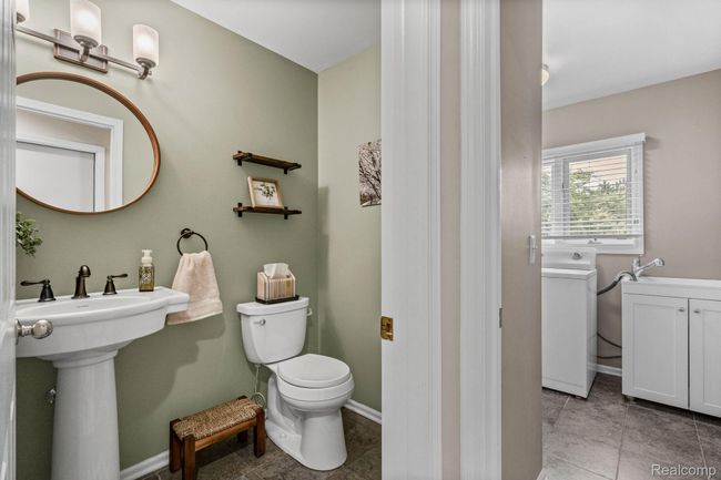 24-web-or-mls-4096 Villager Dr-24.jpg | Image 19