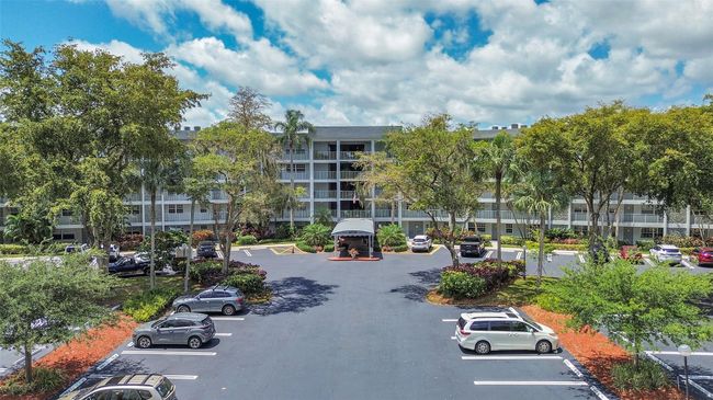 APT-503 - 4020 W Palm Aire Dr, Condo with 3 bedrooms, 3 bathrooms and null parking in Pompano Beach FL | Image 44