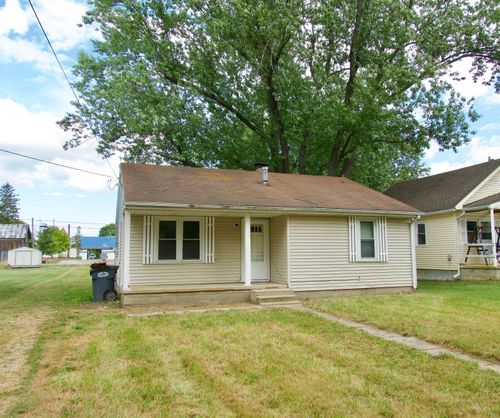 209 S Mulberry St, Farmland, IN, 47340-9112 | Card Image