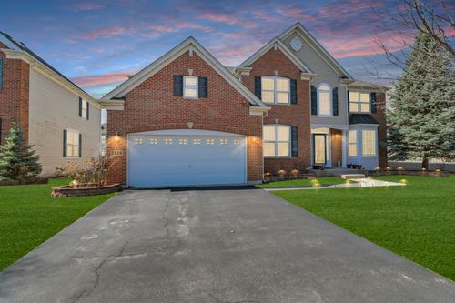 2124 Amelia Ln, Hoffman Estates, IL, 60192-4640 | Card Image