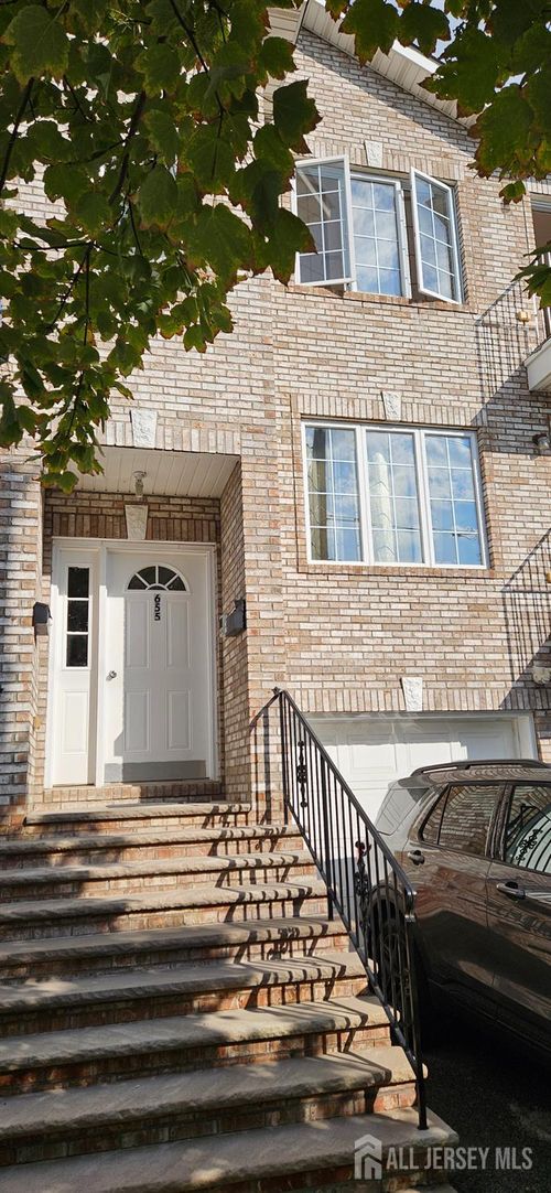 3-655 4th St, Newark, NJ, 07107-4300 | Card Image