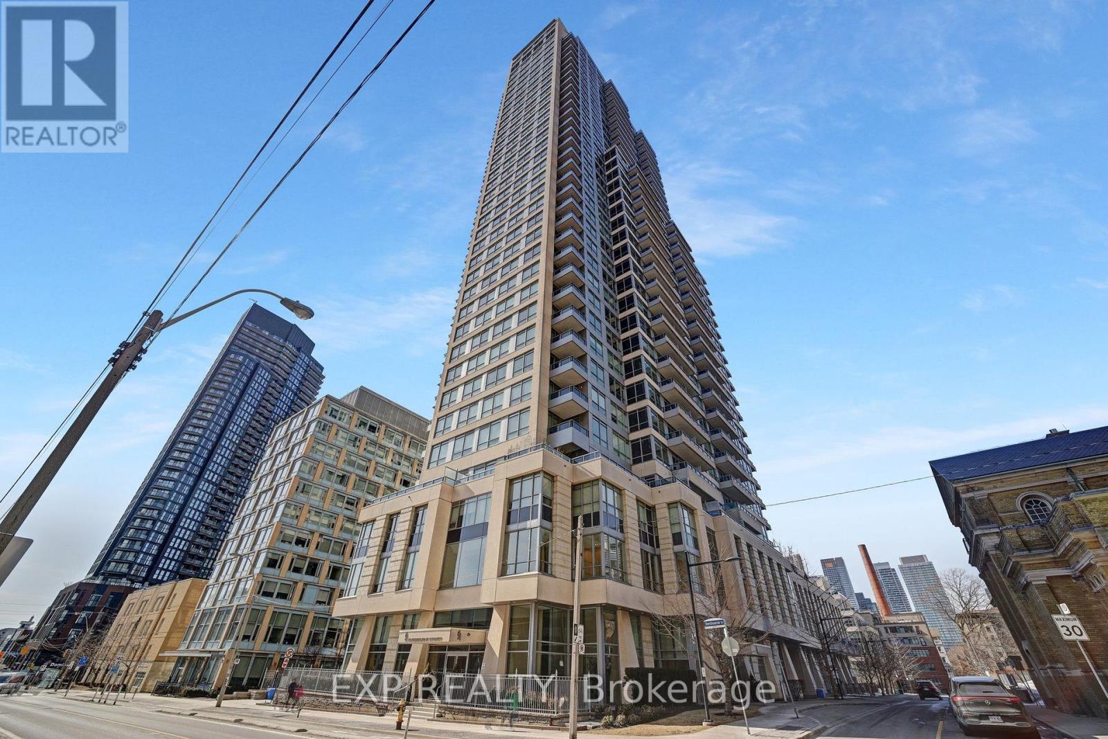 Residential Lease in Toronto (North St. James Town)