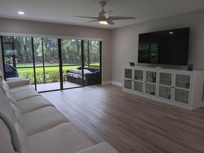 APT-105D - 300 N Highway A1a, Condo with 2 bedrooms, 2 bathrooms and null parking in Jupiter FL | Image 8