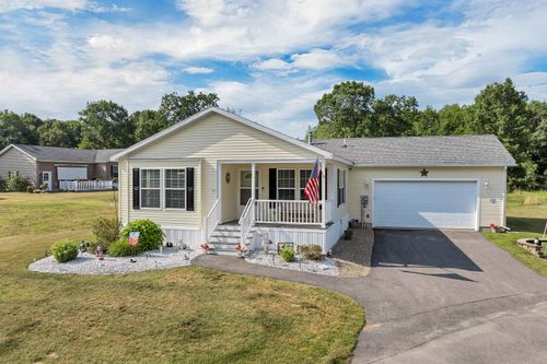 10 Ashleigh Way, Rochester, NH, 03867-1741 | Card Image