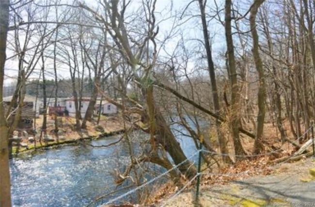 APT-10 - 7 Andrews St, House other with 2 bedrooms, 1 bathrooms and null parking in Bristol CT | Image 4