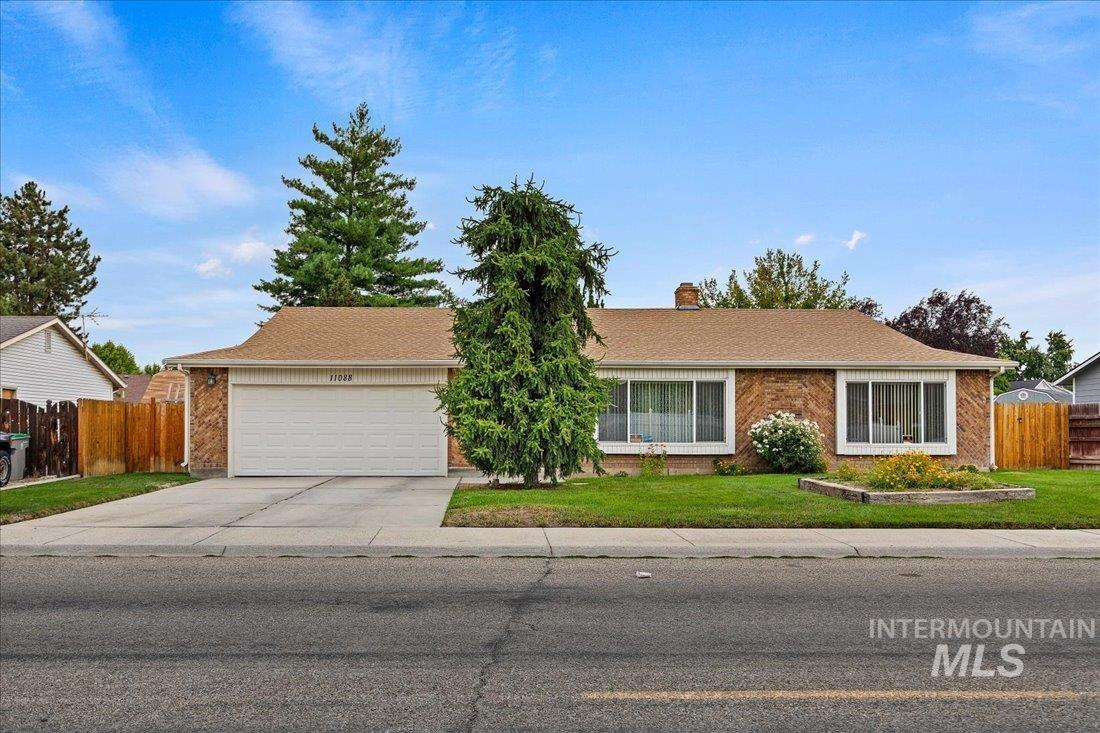 Edna St, Boise, ID 83713