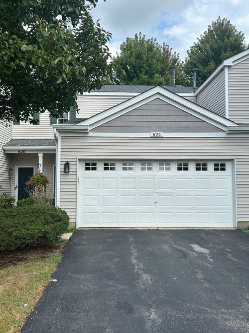 624-624 Blackstone Court, Aurora, IL, 60504 | Card Image