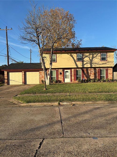 4322 Woodmont Dr, Houston, TX, 77045-3323 | Card Image