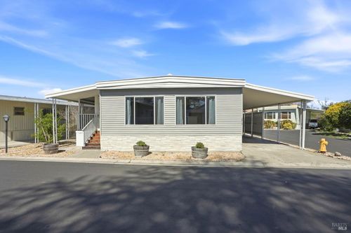 59 Colonial Park Dr, Santa Rosa, CA, 95403-1140 | Card Image
