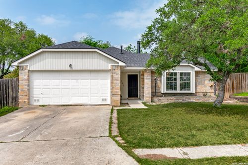6107 John Chapman, San Antonio, TX, 78240-5312 | Card Image