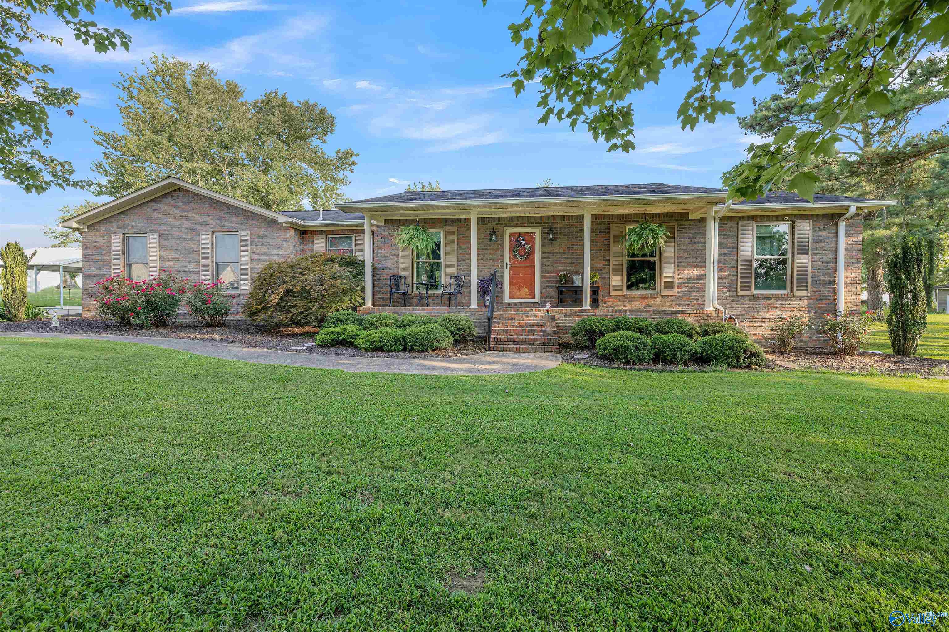Johnson St, Rainsville, AL 35986