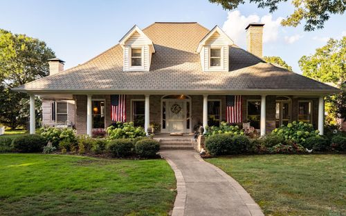 25 Avignon Ct, Little Rock, AR, 72223-9104 | Card Image