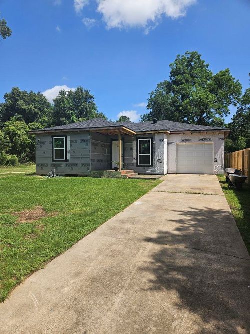 725 E La Salle St, Beaumont, TX, 77703-2523 | Card Image
