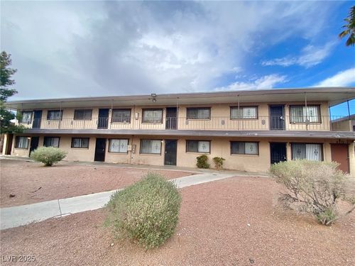 unit-8-3712 Royal Crest St, Las Vegas, NV, 89119-7004 | Card Image