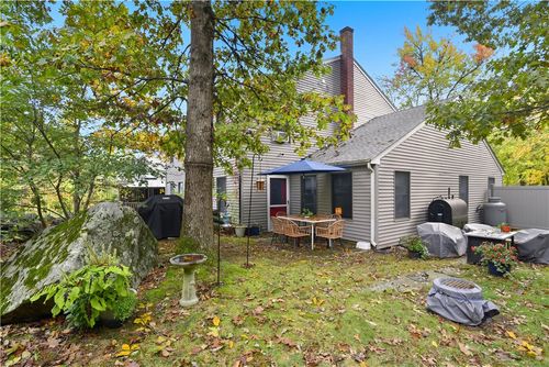 4-153 Fish Rd, Tiverton, RI, 02878-3616 | Card Image