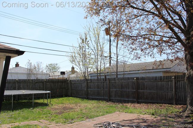 8340 Anna Ave, House other with 3 bedrooms, 2 bathrooms and null parking in Warren MI | Image 16