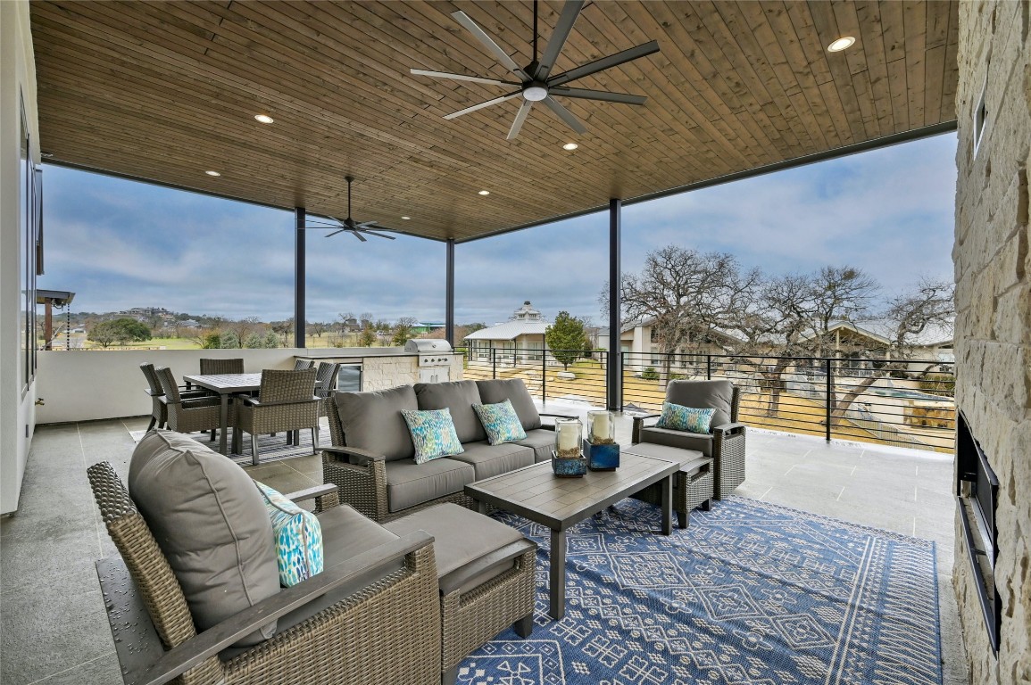 Ensenada Ln, Horseshoe Bay, TX 78657