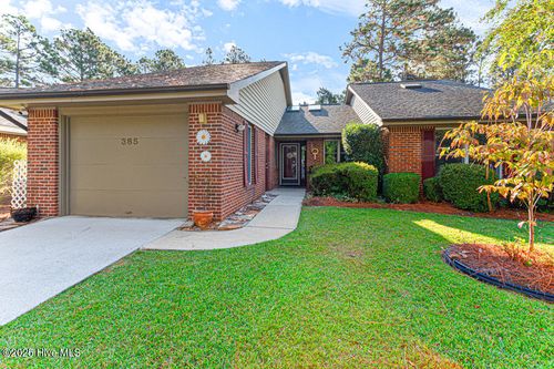 385 Pinehurst Trace Dr, Pinehurst, NC, 28374-8121 | Card Image