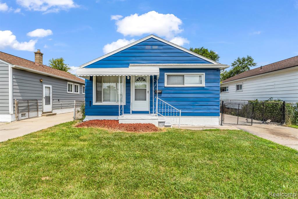 Cicotte Ave, Lincoln Park, MI 48146