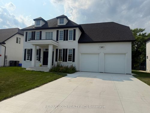 49 Redwood Ave, Cottam, ON, N0R1B0 | Card Image