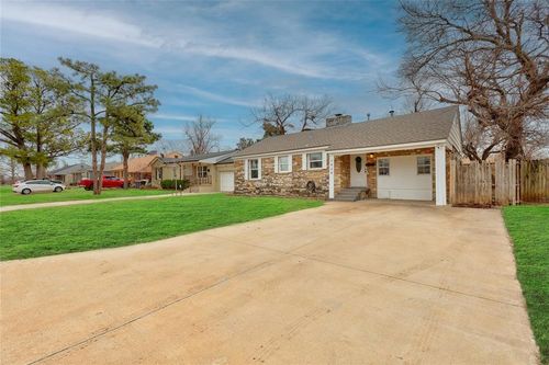 1626 Sheffield Road, The Village, OK, 73120 | Card Image