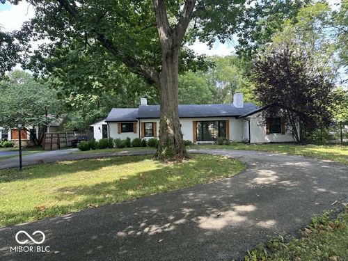 8500 N Meridian St, Indianapolis, IN, 46260-2330 | Card Image