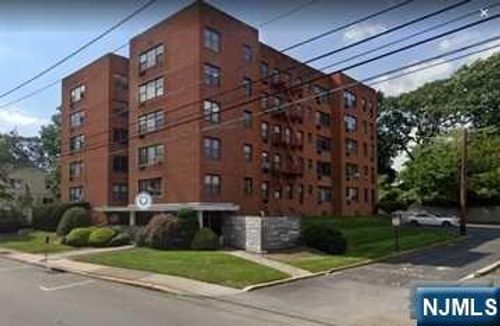 1541 Lemoine Ave, Fort Lee, NJ, 07024-5649 | Card Image