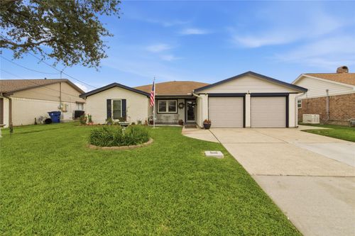 3710 17th Street N, Texas City, TX, 77590 | Card Image
