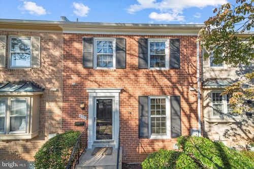61-10276 Arizona Cir, BETHESDA, MD, 20817-1242 | Card Image