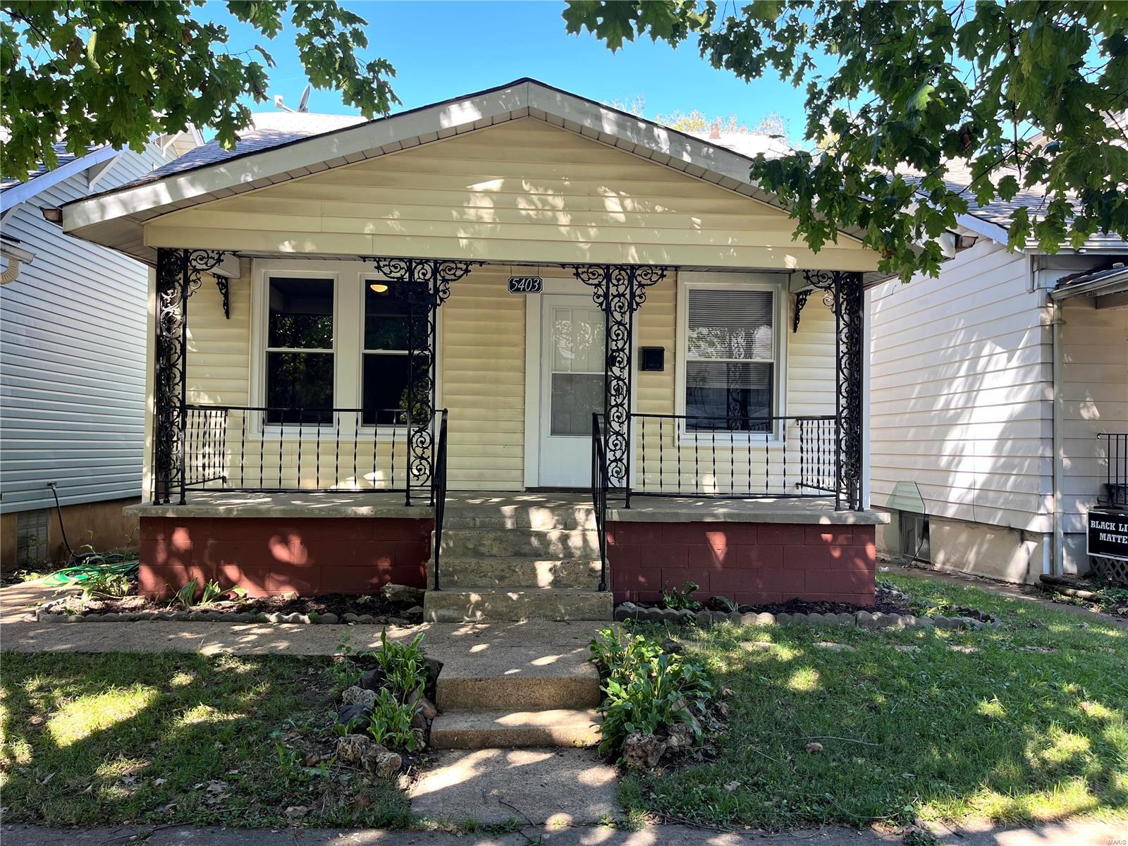 Dewey Ave, Saint Louis, MO 63116