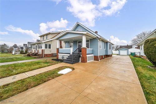 8012 Spring Garden Rd, Parma, OH, 44129-3636 | Card Image