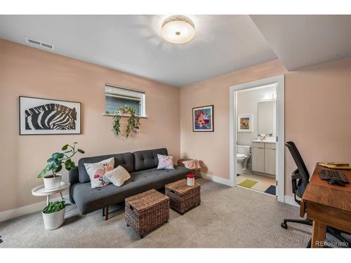 1935 Lowell Blvd, Denver, CO, 80204-1550 | Card Image