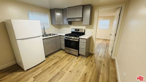 apt-c-385 Redondo Ave, Long Beach, CA, 90814-4654 | Card Image