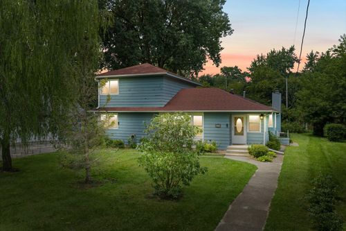 114 113th St, Pleasant Prairie, WI, 53158-5220 | Card Image