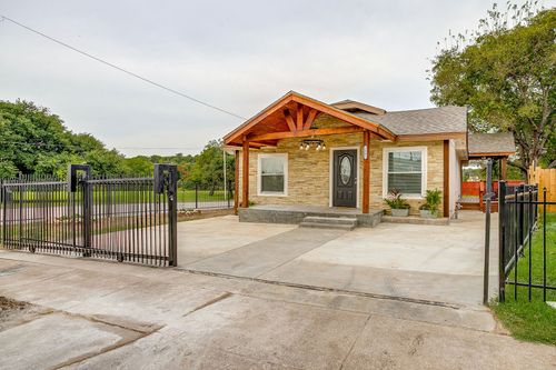 2801 Ross Ave, Fort Worth, TX, 76106-7062 | Card Image
