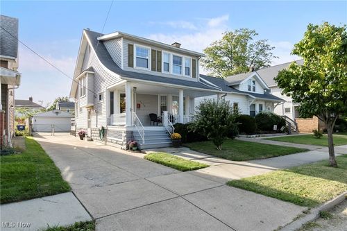 1616 Orchard Grove Ave, Lakewood, OH, 44107-3730 | Card Image